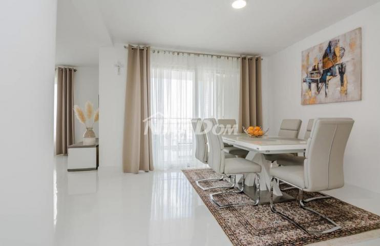 Apartmanska kuća s tri stambene jedinice, kompletno opremljene. 