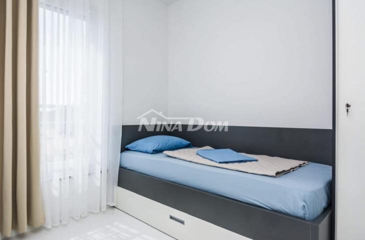 Apartmanska kuća s tri stambene jedinice, kompletno opremljene. 