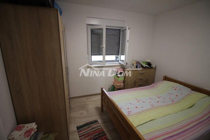 Apartman južna strana 254 met. do mora voda i kanalizacija