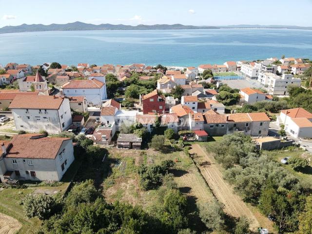 Prodaja Diklo kuća u nizu sa prostranim vrtom