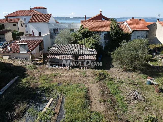 Prodaja Diklo kuća u nizu sa prostranim vrtom