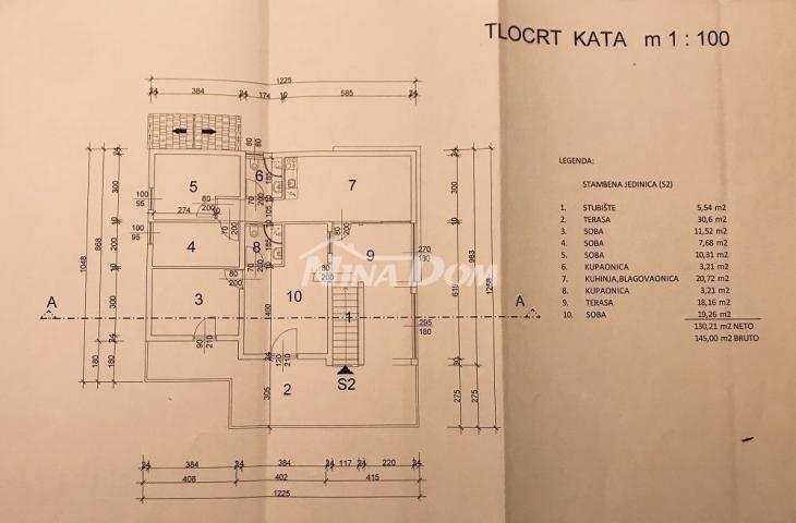 Južna strana 90 met. do mora apartmanska kuća  s dvorištem