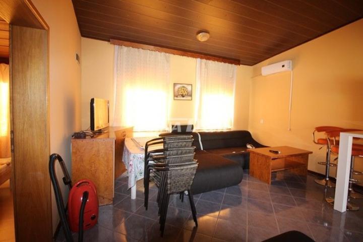 Apartmanska kuća 4 stambene jedinice