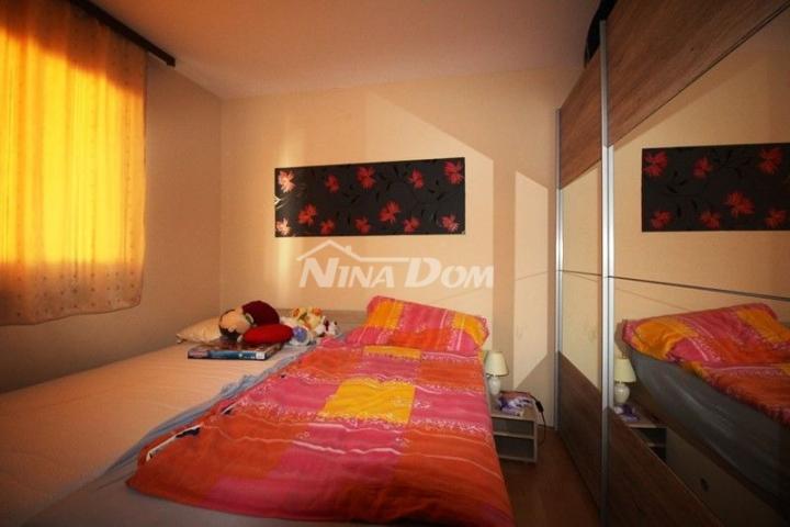 Apartmanska kuća 4 stambene jedinice
