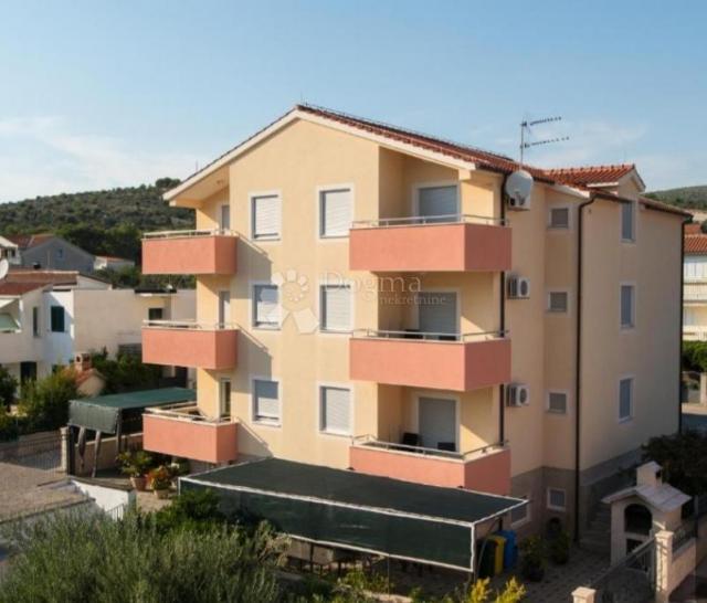 STUPIN ČELINE-ROGOZNICA - apartman  sa predivnim pogledom na more
