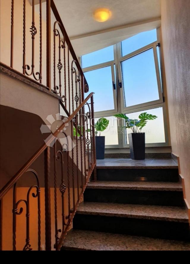 STUPIN ČELINE-ROGOZNICA - apartman  sa predivnim pogledom na more