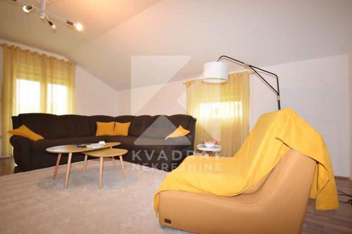 Prodaja, Kuća, Podgorica, Donji Kokoti, 220m2