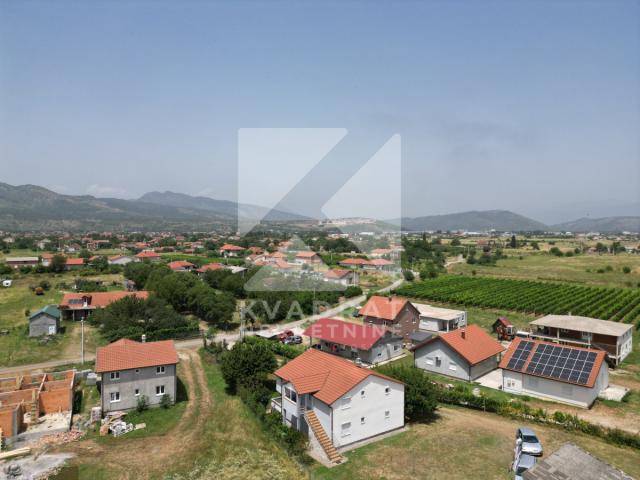 Prodaja, Kuća, Podgorica, Donji Kokoti, 220m2
