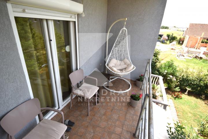 Prodaja, Kuća, Podgorica, Donji Kokoti, 220m2