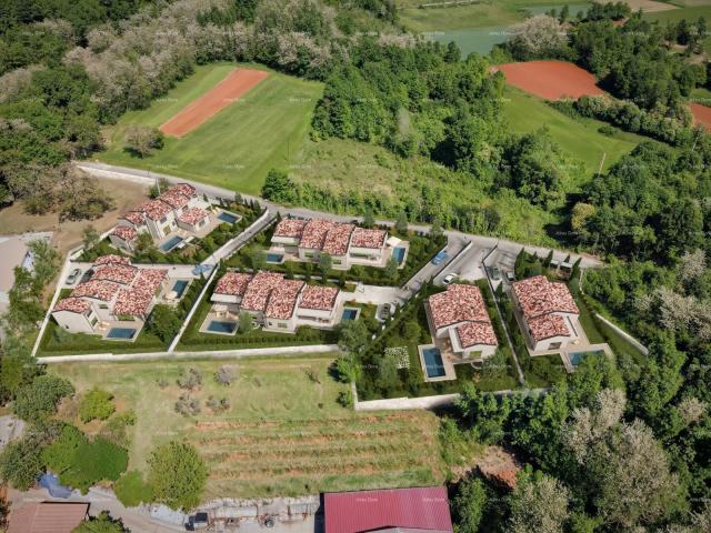 Građevinsko zemljište Novo! Prodaja velikog građevinskog zemljišta s projektom izgradnje stambenog n