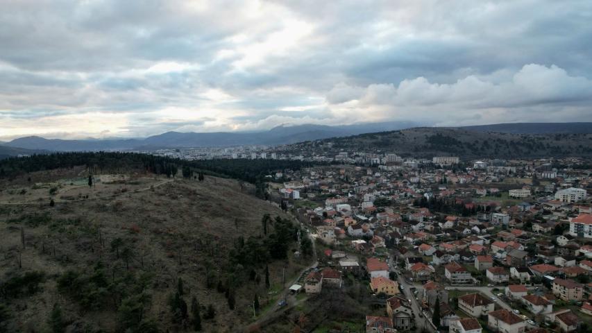 Atraktivno urbanizovano zemljište u Podgorici – Gorica, 4.200 m²