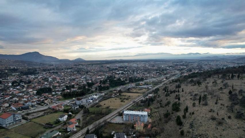Atraktivno urbanizovano zemljište u Podgorici – Gorica, 4.200 m²