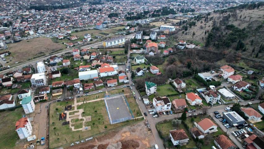 Atraktivno urbanizovano zemljište u Podgorici – Gorica, 4.200 m²