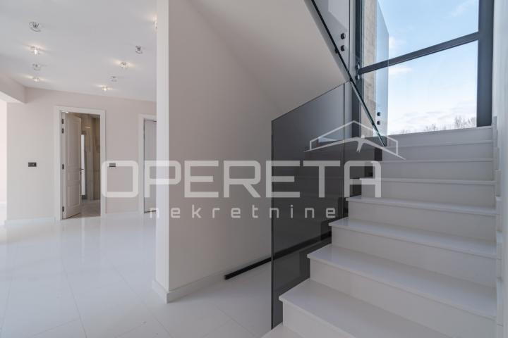 Prodaja, Kuća, Poreč, Poreč, Samostojeća, 210m2