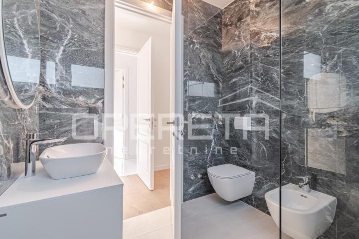 Prodaja, Kuća, Poreč, Poreč, Samostojeća, 210m2