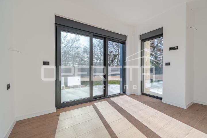 Prodaja, Kuća, Poreč, Poreč, Samostojeća, 210m2