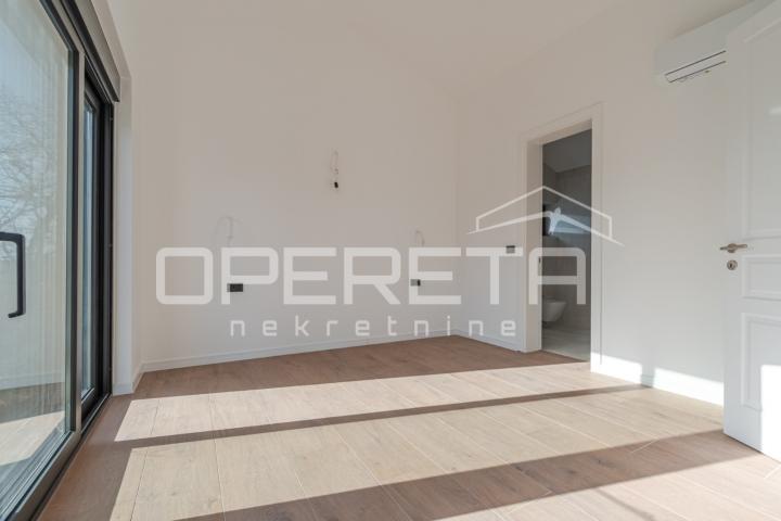 Prodaja, Kuća, Poreč, Poreč, Samostojeća, 210m2