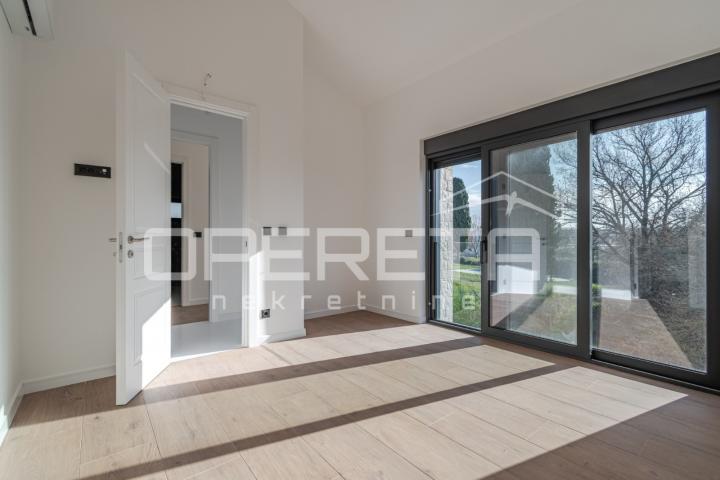 Prodaja, Kuća, Poreč, Poreč, Samostojeća, 210m2