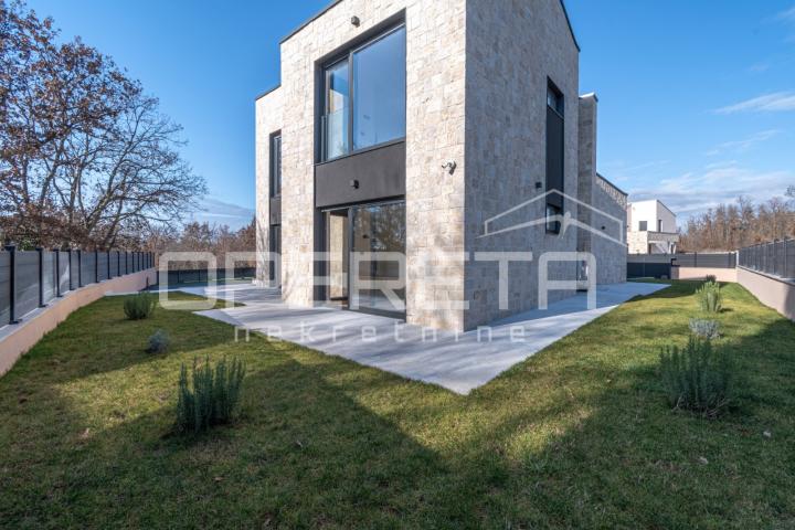 Prodaja, Kuća, Poreč, Poreč, Samostojeća, 210m2