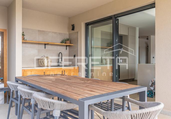DVOJNI OBJEKT, PRODAJA, POREČ, 165 M2
