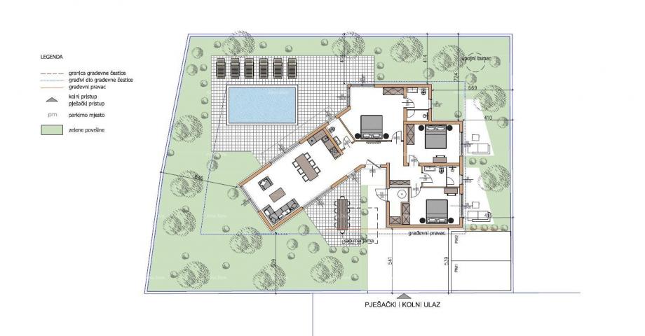 Kuća Samostojeća prizemnica s bazenom! Sa velikom okućnicom od 2000 M2. 