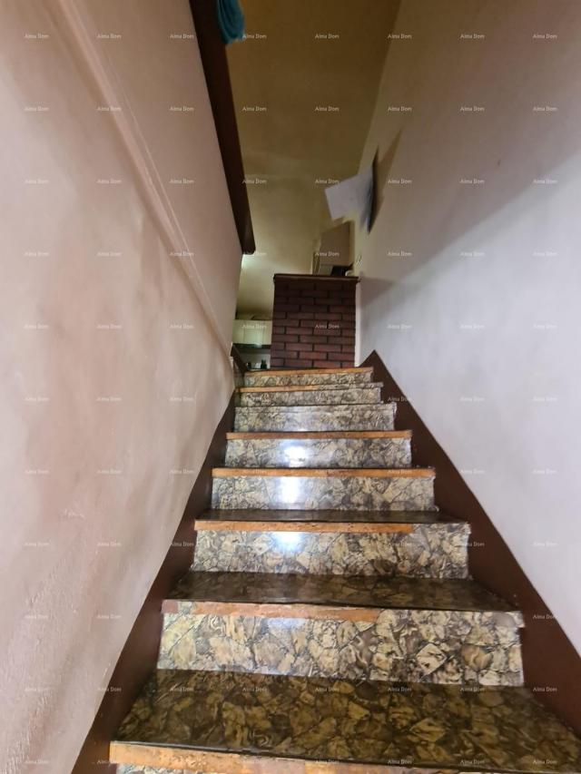 Kuća Kuća, centar Buja, 106 m²
