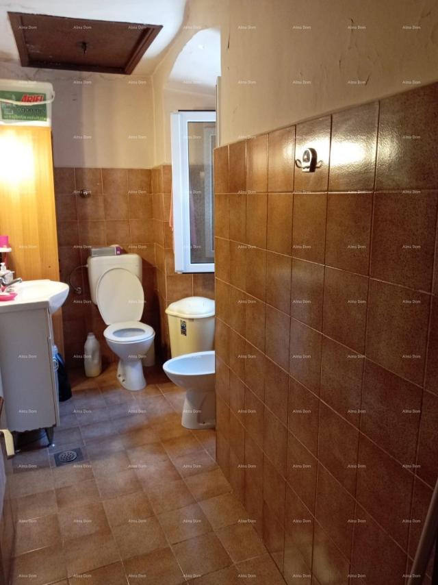 Kuća Kuća, centar Buja, 106 m²