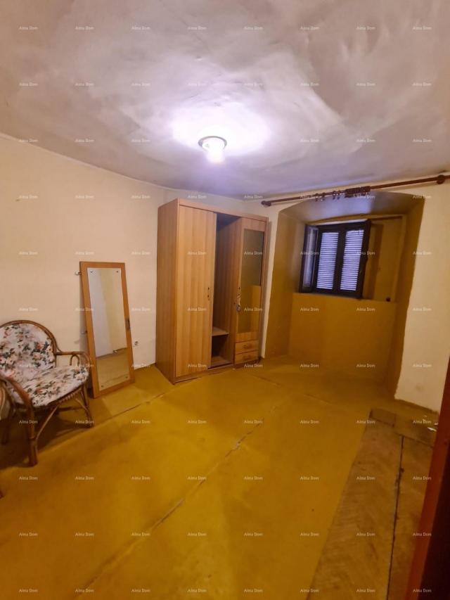 Kuća Kuća, centar Buja, 106 m²