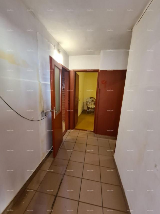 Kuća Kuća, centar Buja, 106 m²