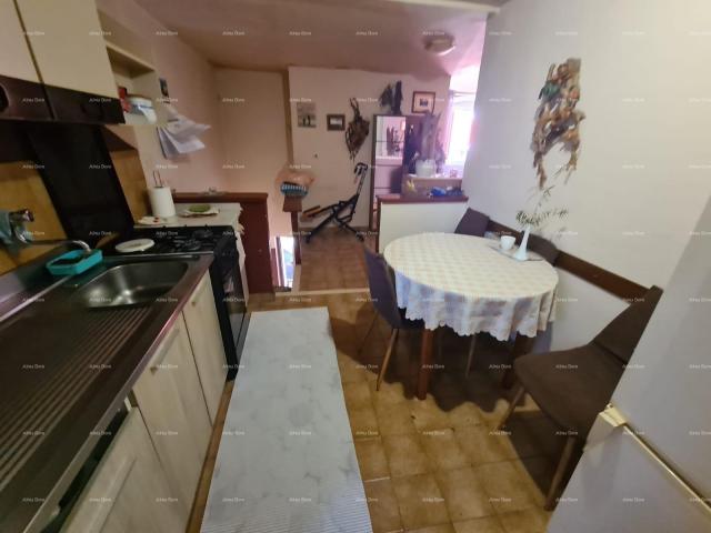 Kuća Kuća, centar Buja, 106 m²