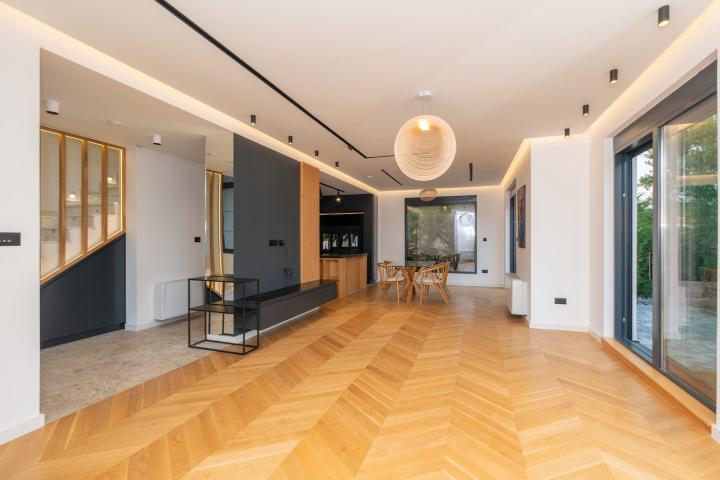 Vila, 182m2, Donja Gorica, Podgorica