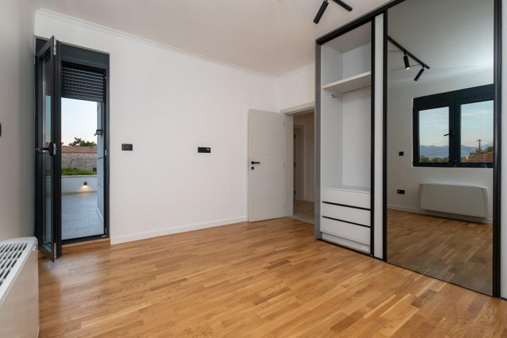 Vila, 182m2, Donja Gorica, Podgorica