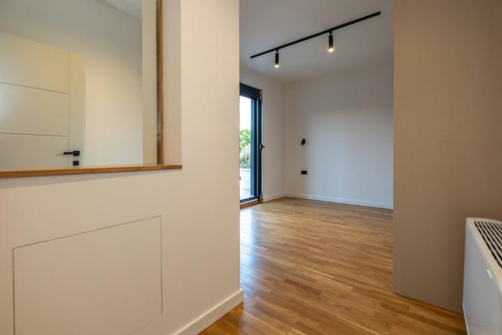 Vila, 182m2, Donja Gorica, Podgorica