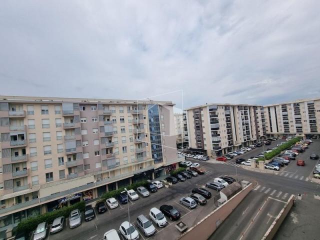 Jednosoban namješten stan, 68m2, City kvart, Podgorica