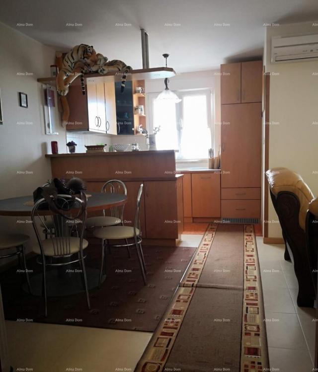 Stan Prodajem 2-soban stan sa zajedničkim bazenom, Umag