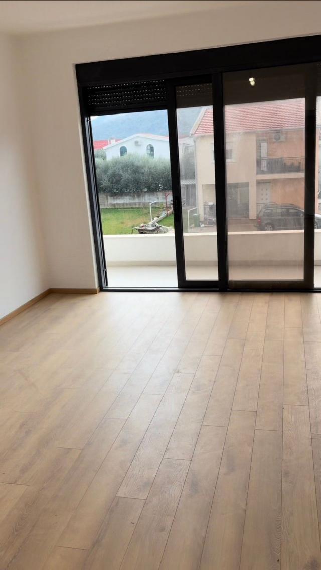 Na prodaju nova dvospratna kuća 225m² na placu od 400m² sa garažom i mogućnošću nadogradnje – Bar