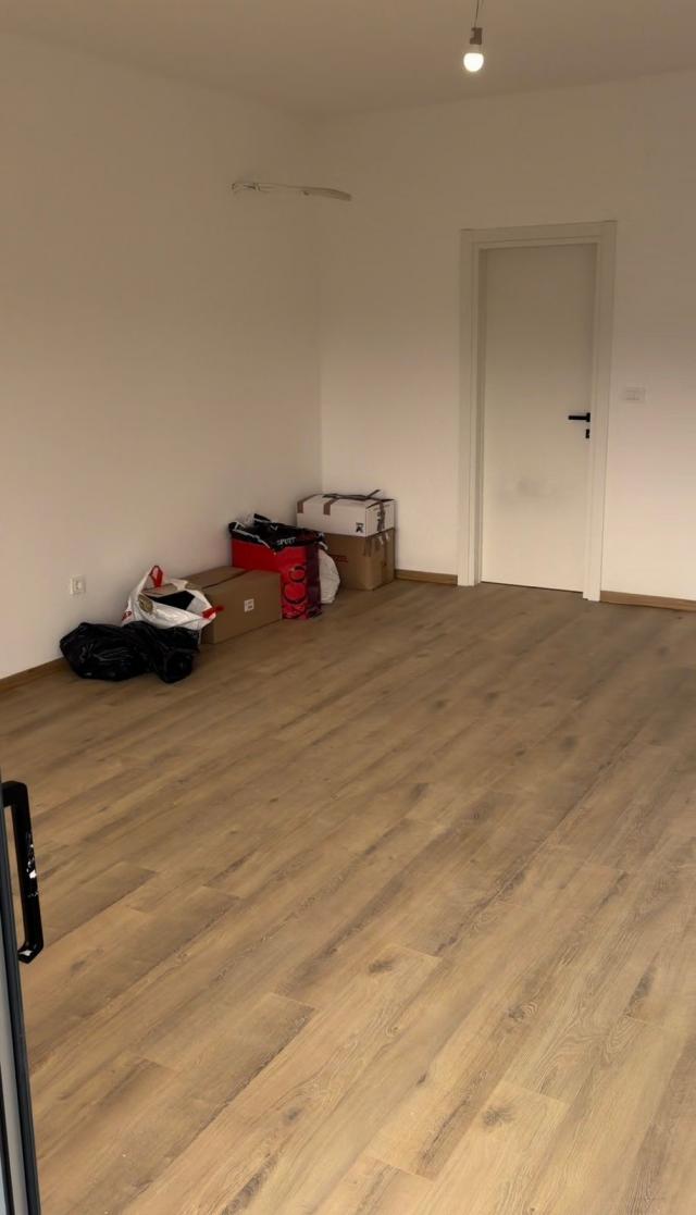 Na prodaju nova dvospratna kuća 225m² na placu od 400m² sa garažom i mogućnošću nadogradnje – Bar