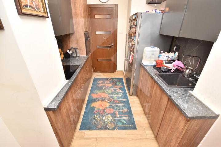 Prodaja, Trosoban stan, Podgorica, Tuški Put, 98m2