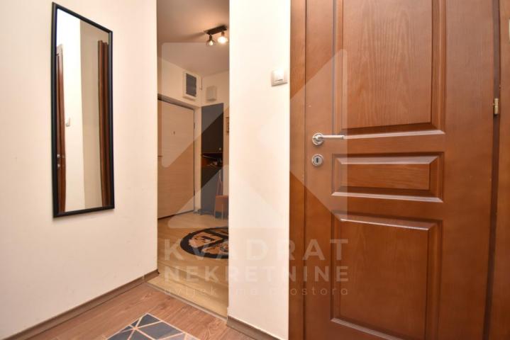 Prodaja, Trosoban stan, Podgorica, Tuški Put, 98m2