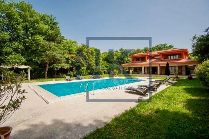 Najam/Izdavanje | Kuća | 400m2 | Podgorica, Spuž