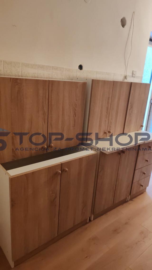 Klinča Sela, Repišće, Kuća za radnike, max 25 osoba, 252m2