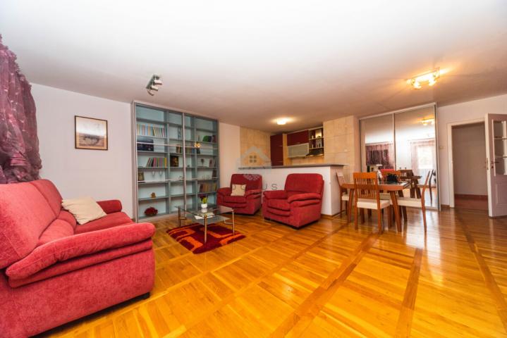 Jednosoban namješten stan 70m2, Centar - Podgorica