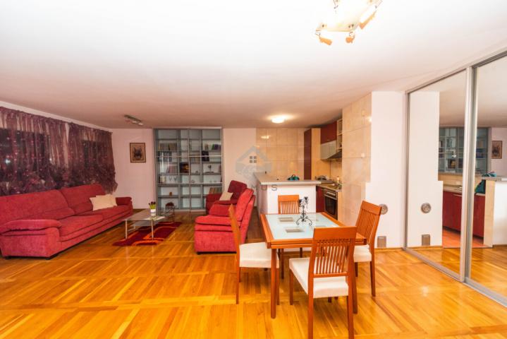 Jednosoban namješten stan 70m2, Centar - Podgorica