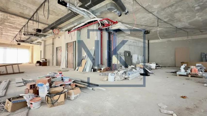 Prodaja | Poslovni prostor | 2542m² | Podgorica, Centar