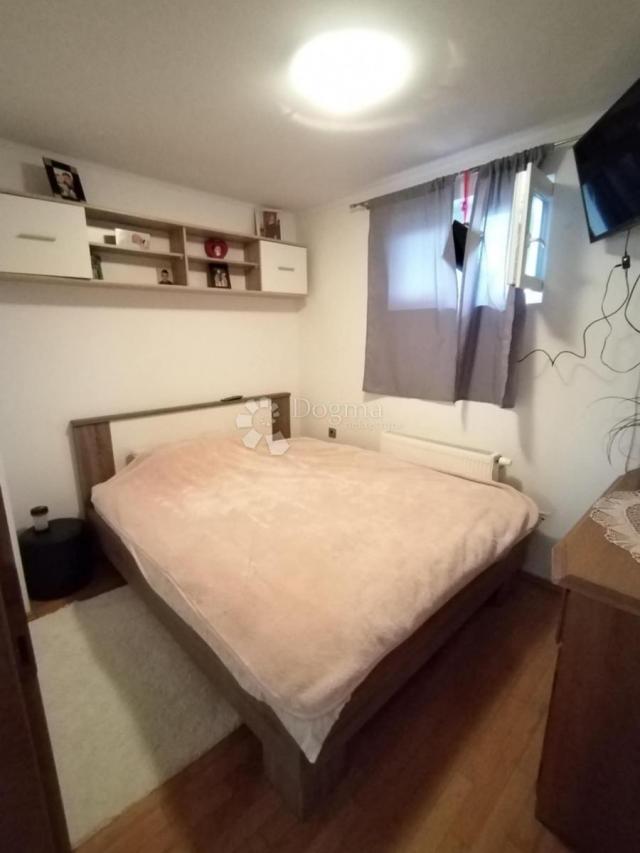 Dvije kuće kod Vrbovca - odlična prilika!