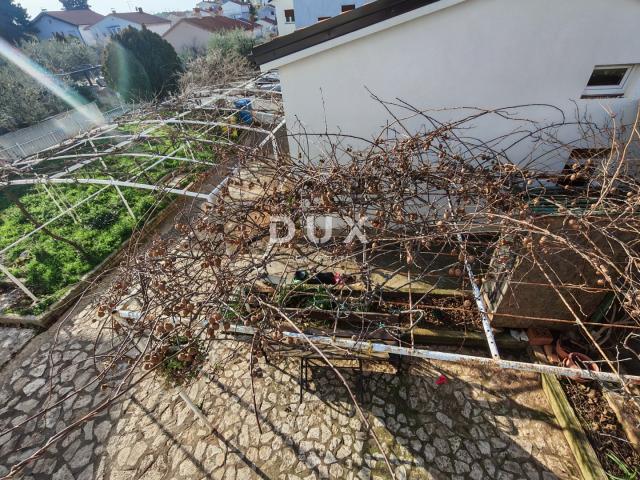 ISTRA, PULA - Samostojeća kuća s okućnicom