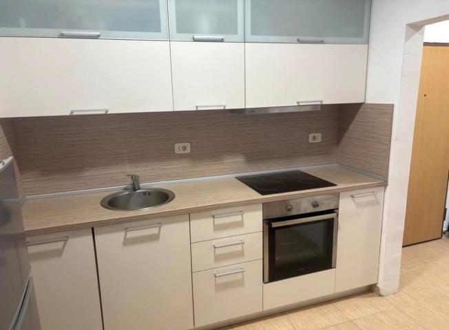 Stan Najam/Zakup Tivat 85 m2