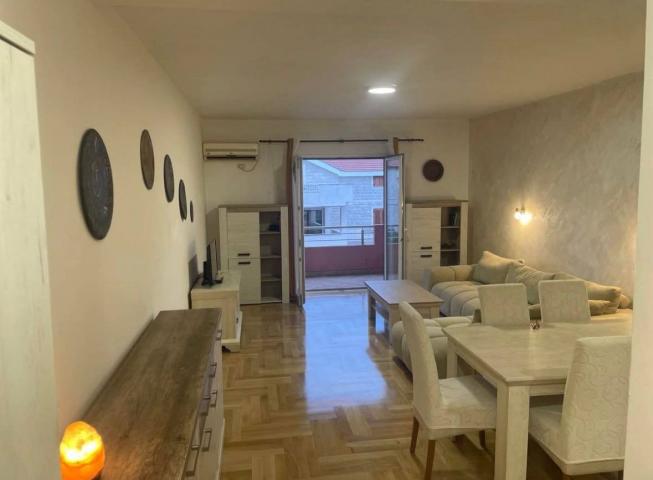 Stan Najam/Zakup Tivat 85 m2