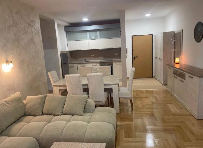 Stan Najam/Zakup Tivat 85 m2