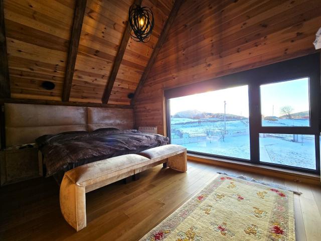Vila, 204m2, Kučka korita, Podgorica